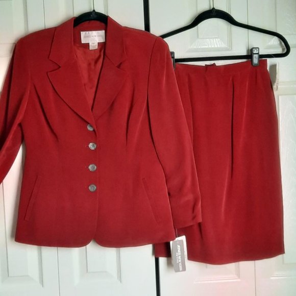 HP⭐ Jones New York Petite 2-Piece Silk Cinnamon / Rust Dress Suit Size 8P - Picture 1 of 11